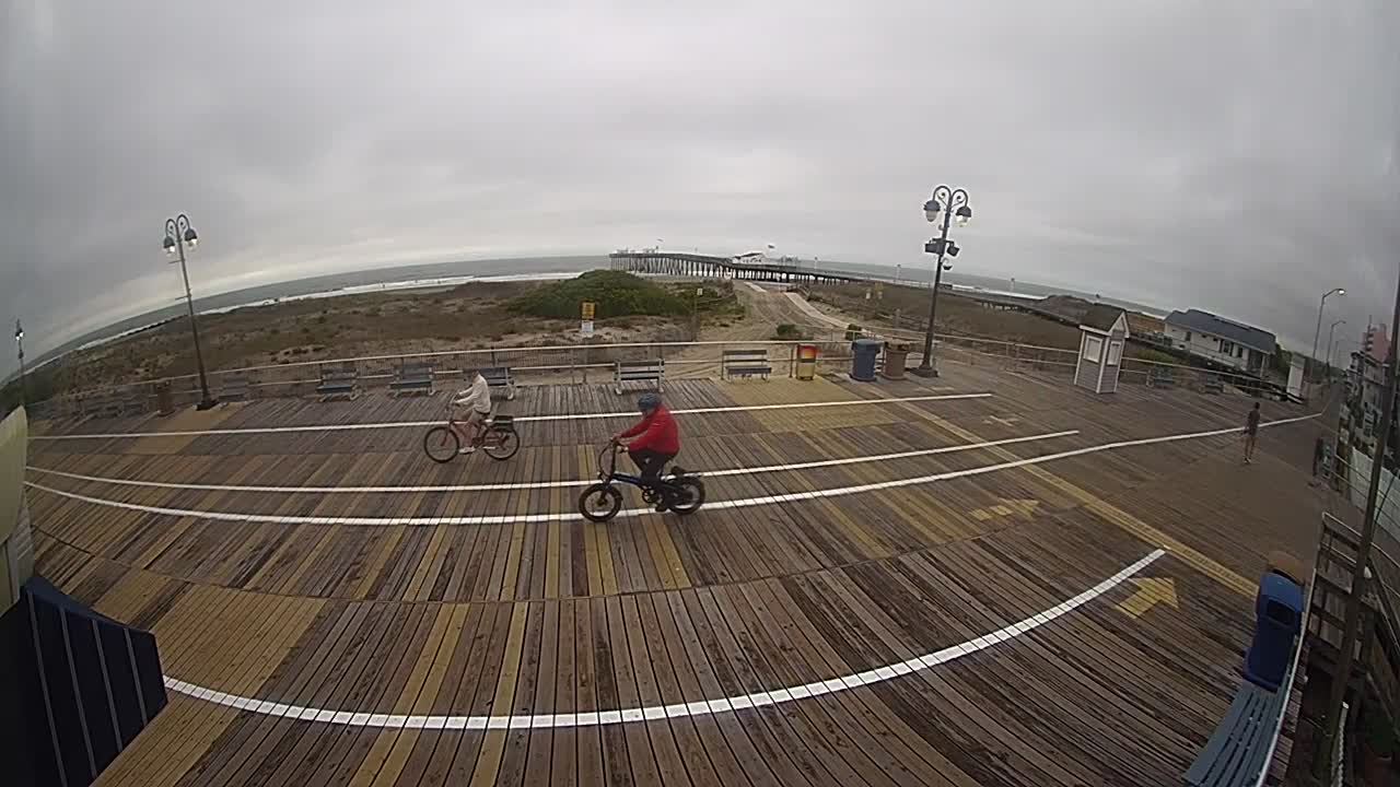 Bob's Grill 180 Pano Cam