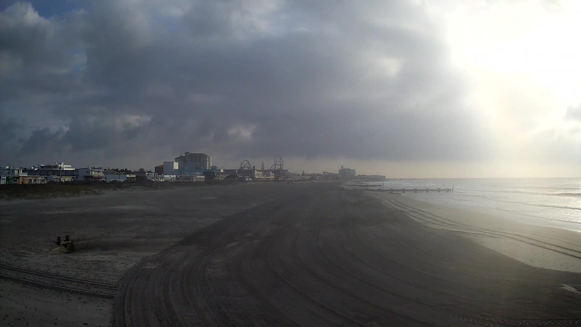 14th Street Beach Looking North Towards Beach