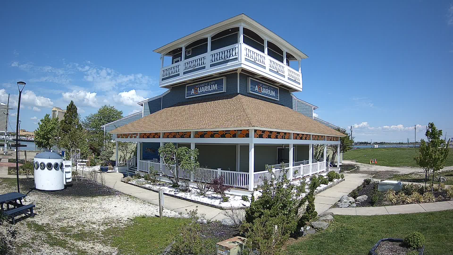 AC Aquarium Front Lawn