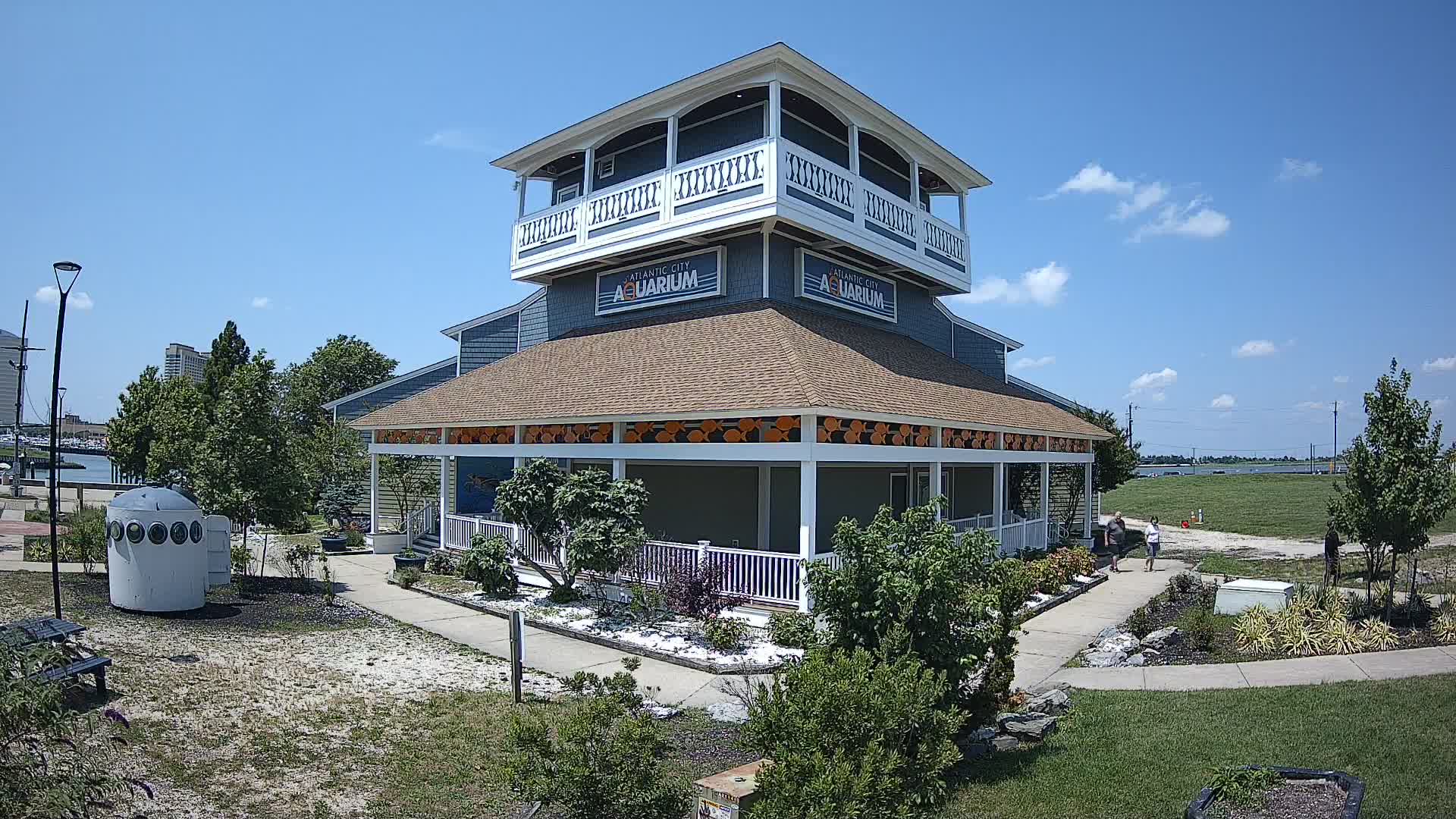 AC Aquarium Front Lawn