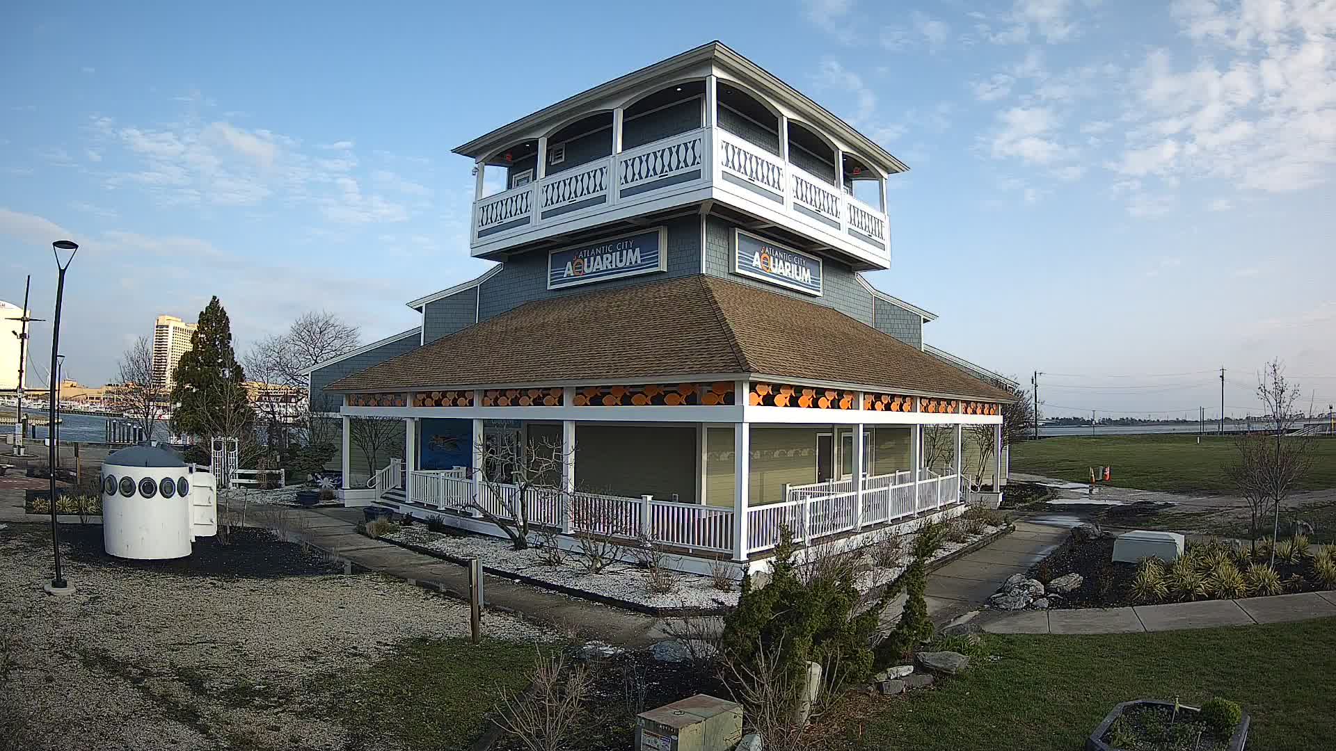 AC Aquarium Front Lawn