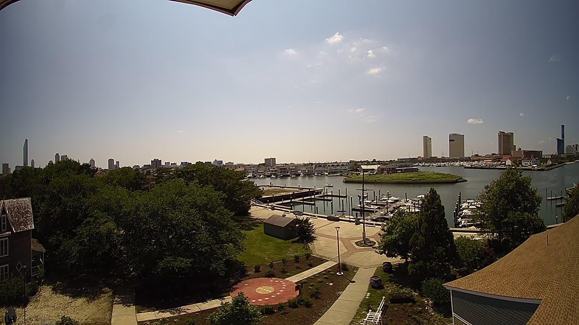 AC Aquarium Widows Walk Looking South