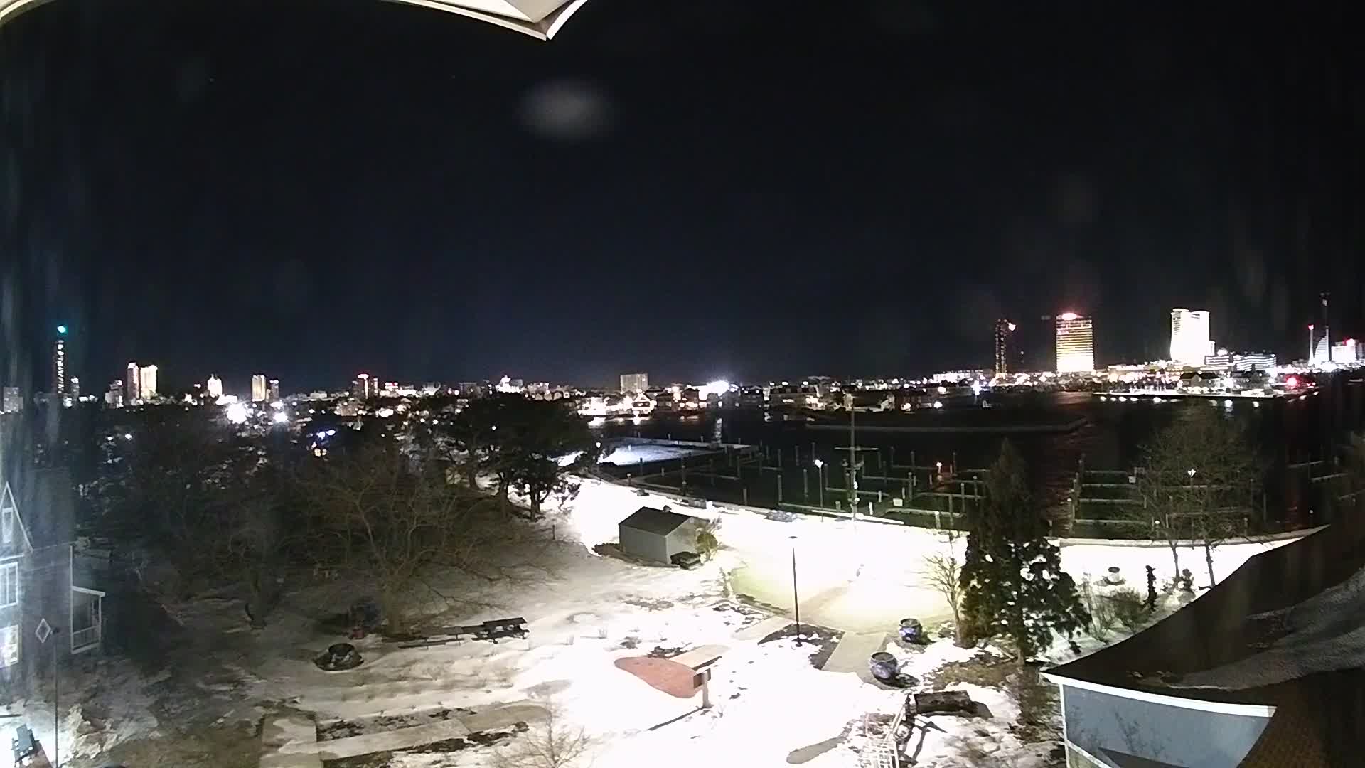 AC Aquarium Widows Walk Looking South