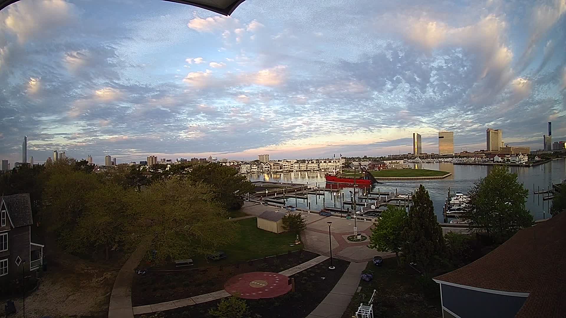 AC Aquarium Widows Walk Looking South
