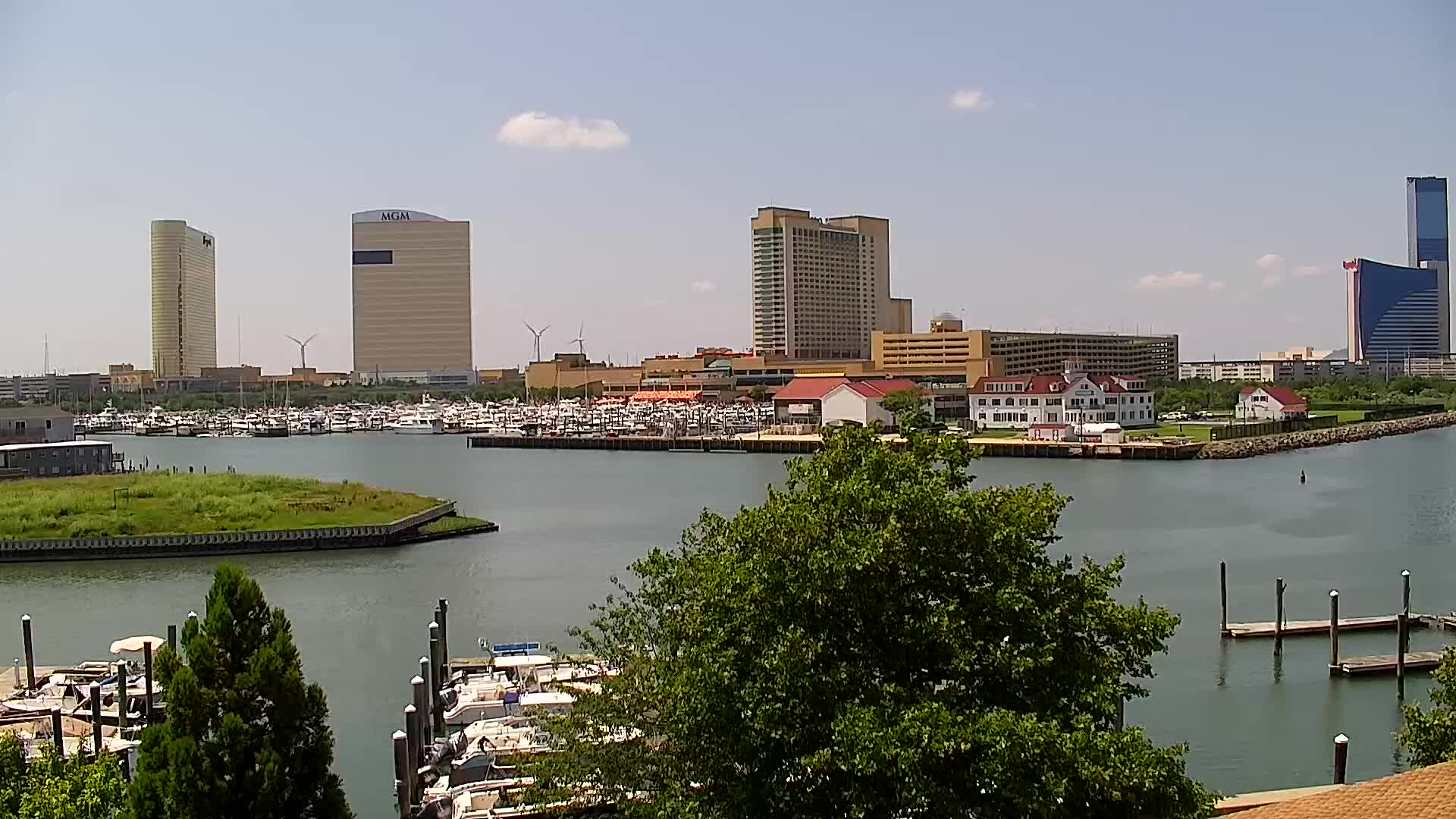 AC Aquarium Widows Walk Looking West