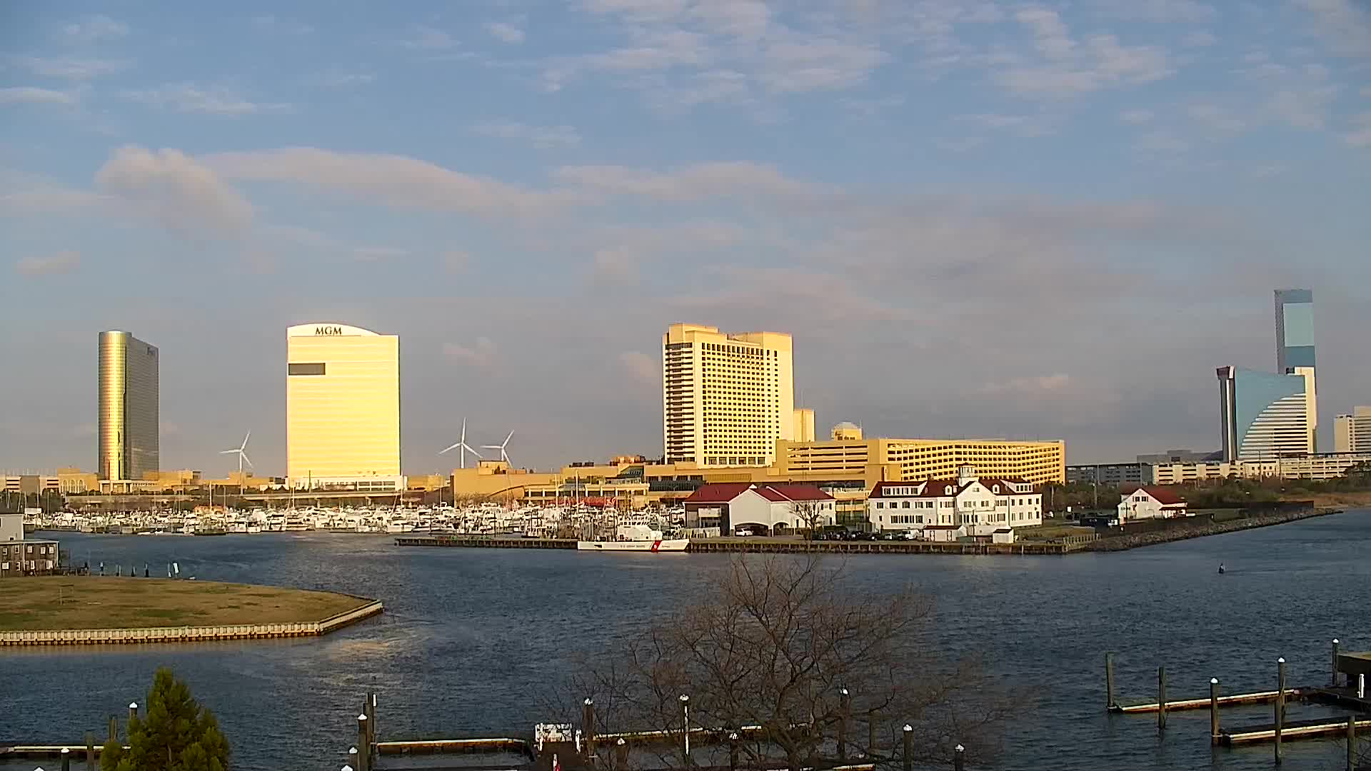 AC Aquarium Widows Walk Looking West