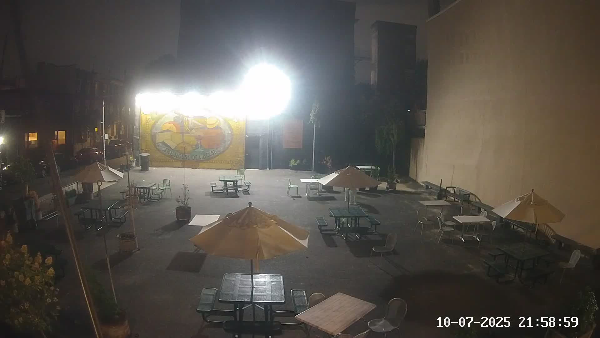 Pronto Building Looking at Piazza