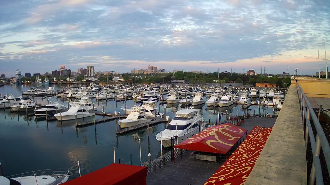 Golden Nugget Wide view looking Southeast (Wide)