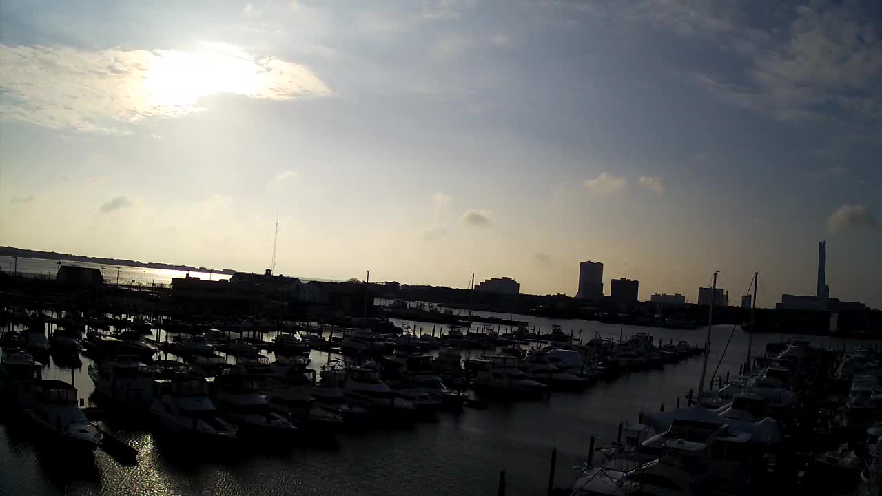 Golden Nugget Marina view looking east (wide)