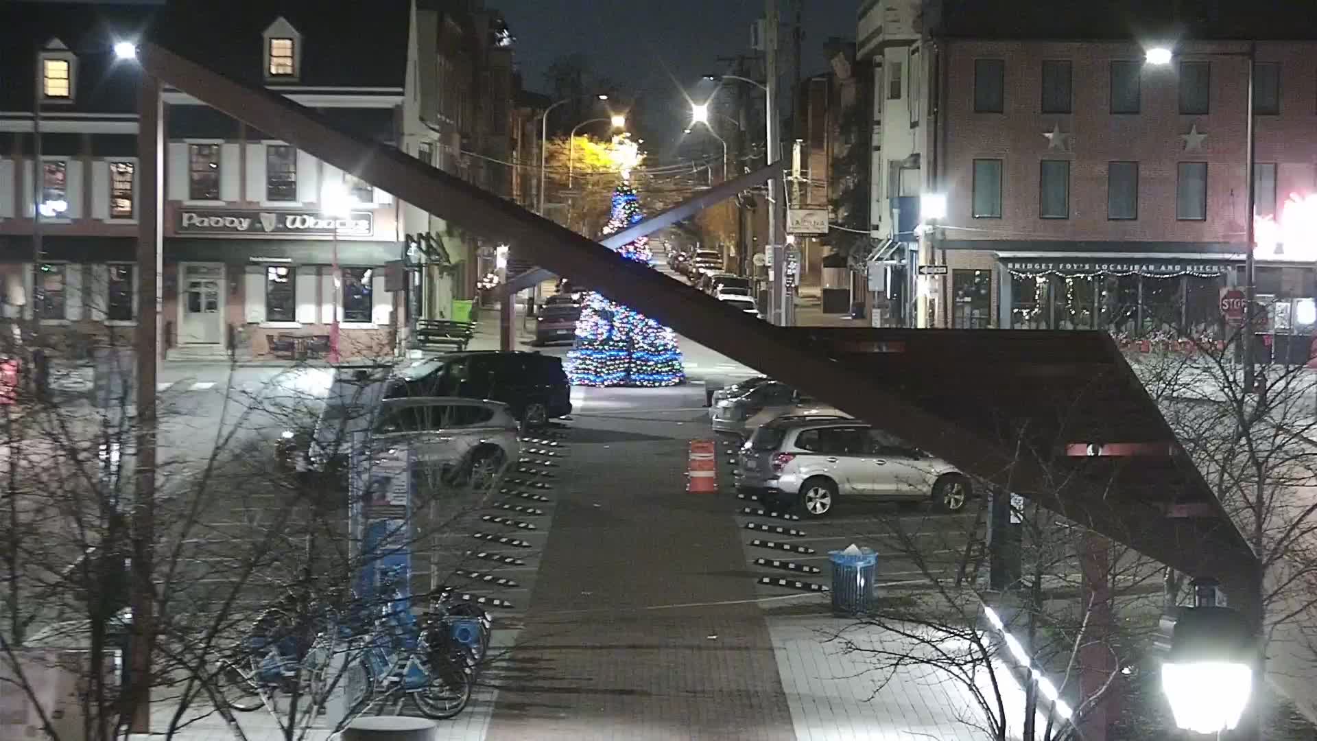 Headhouse Square Main View Zoomed