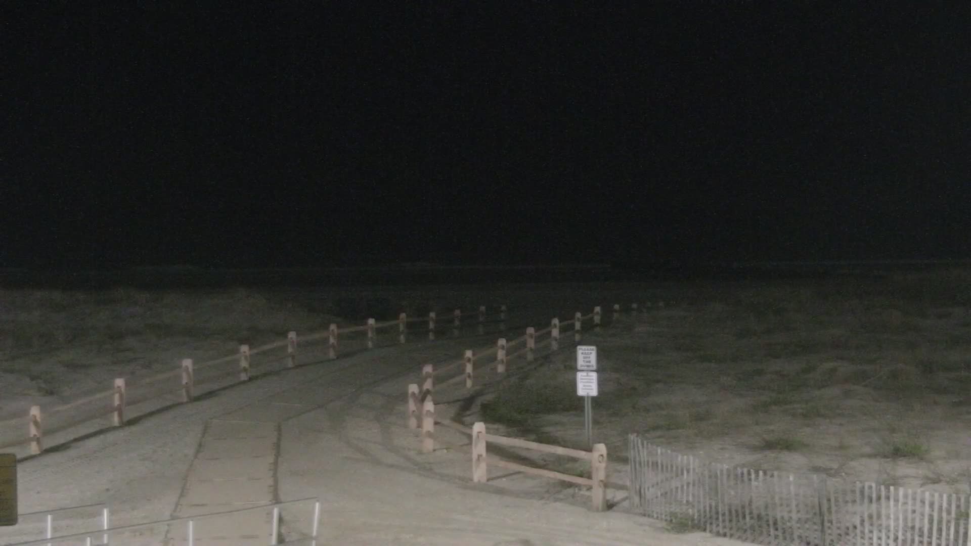 Henrys Landmark Jewelers PTZ Camera Beach