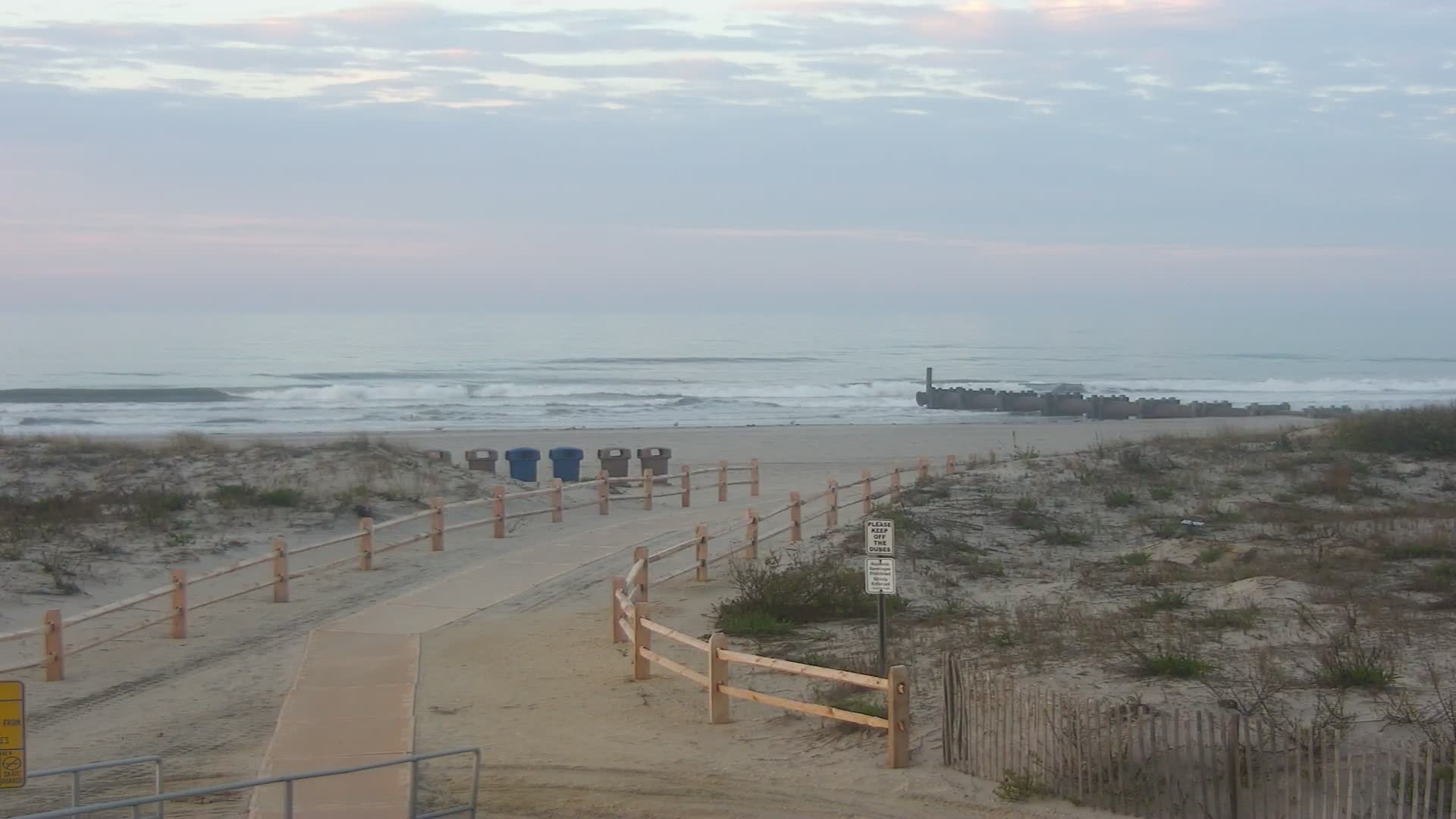 Henrys Landmark Jewelers PTZ Camera Beach