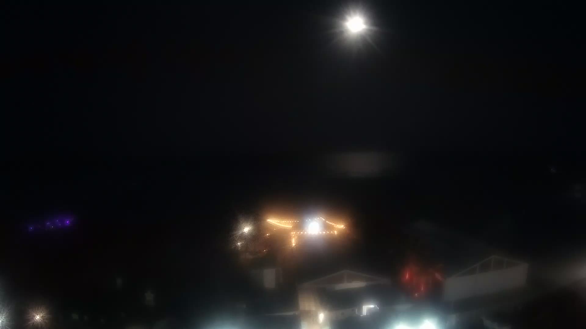 Hotel Icona Beach Looking East