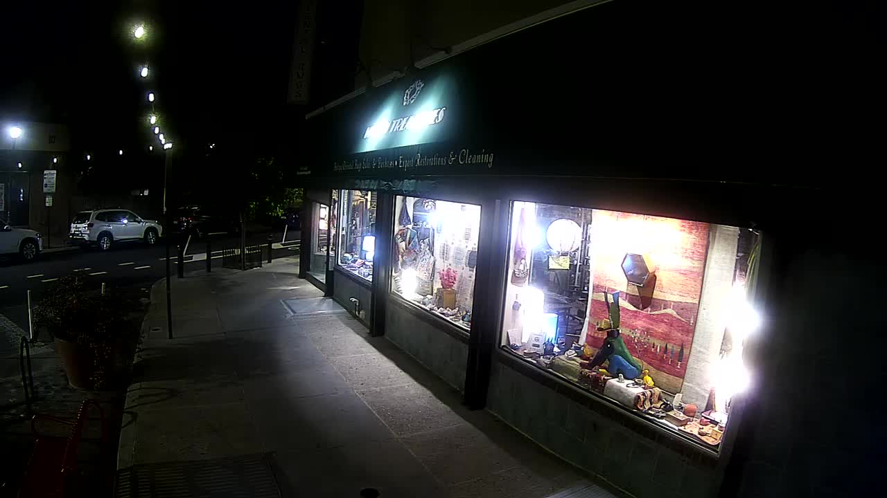 The Igloo - Sidewalk North
