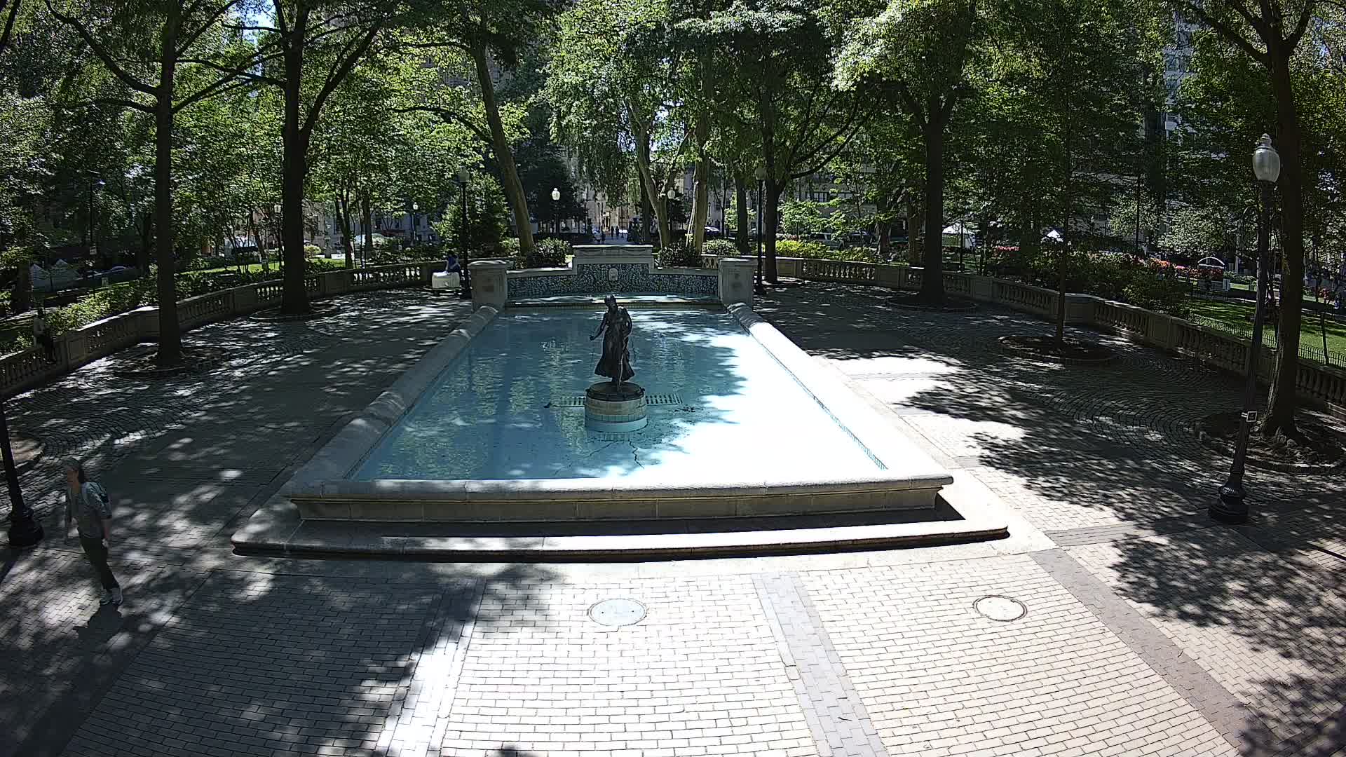 Rittenhouse Square Fountain Cam