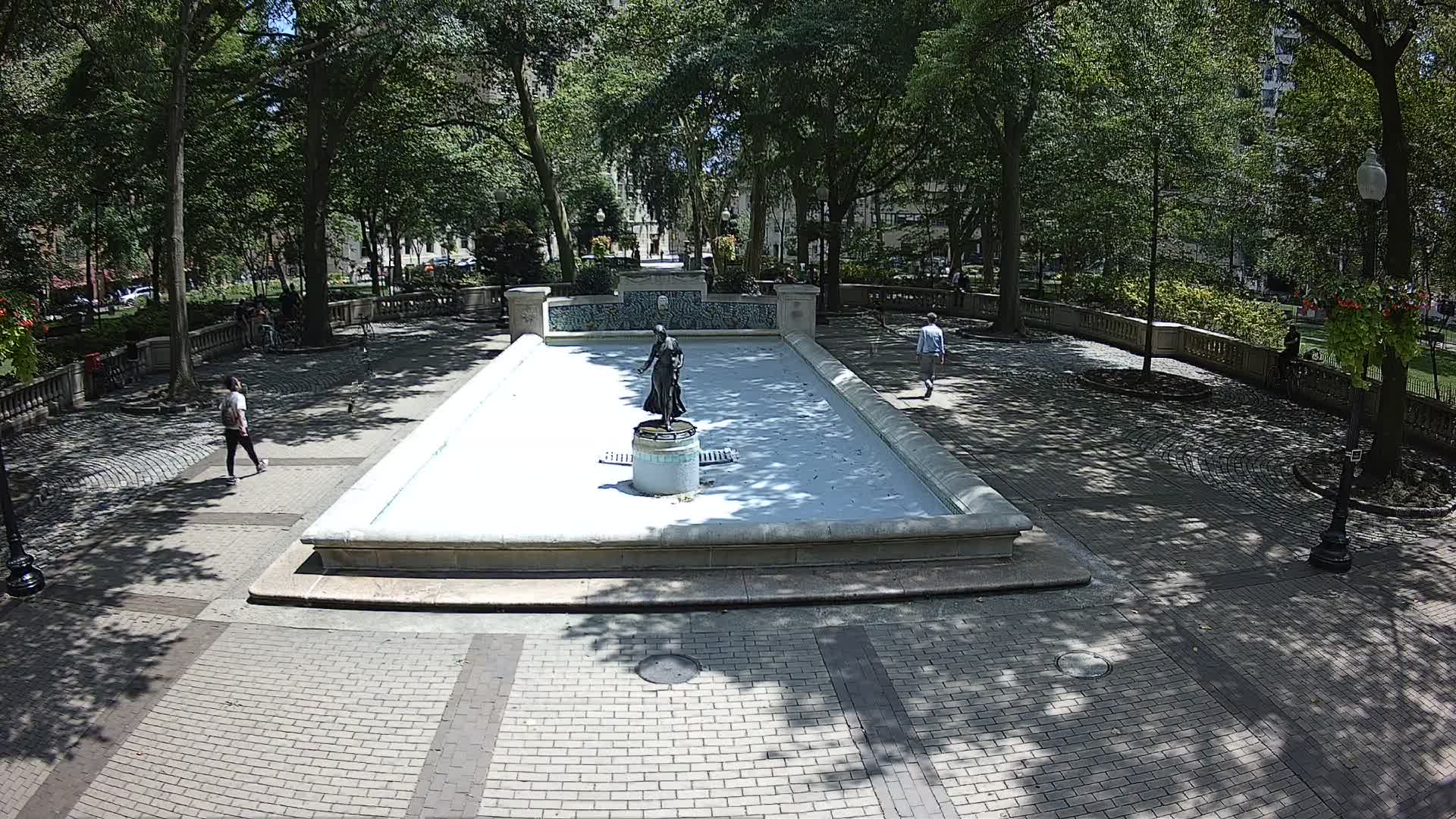 Rittenhouse Square Fountain Cam