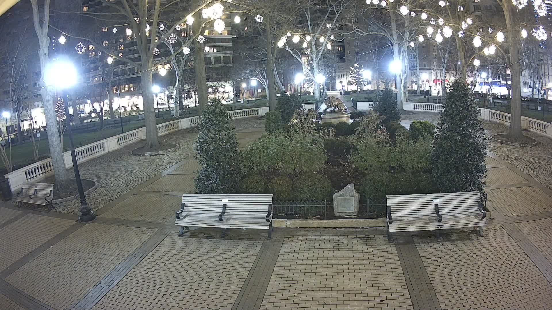 Rittenhouse Square looking North