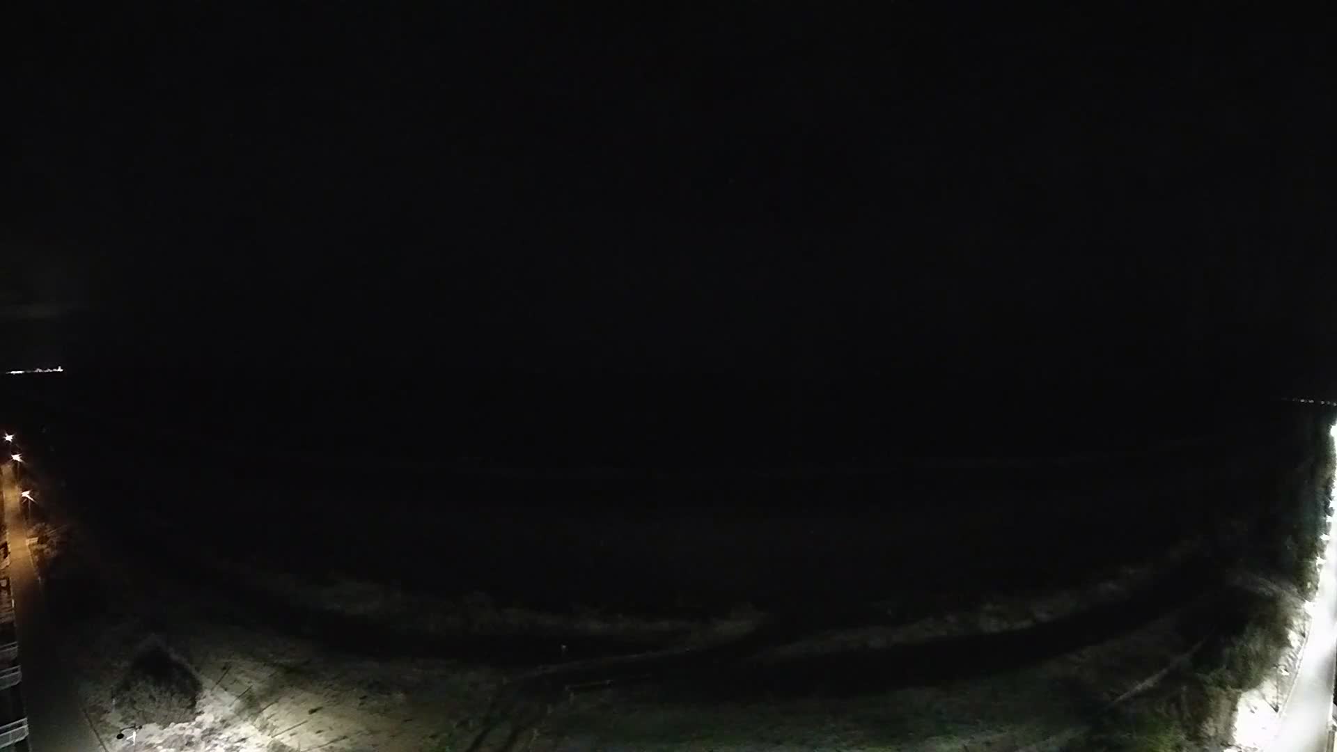 Spinnaker (North) Pano Looking East