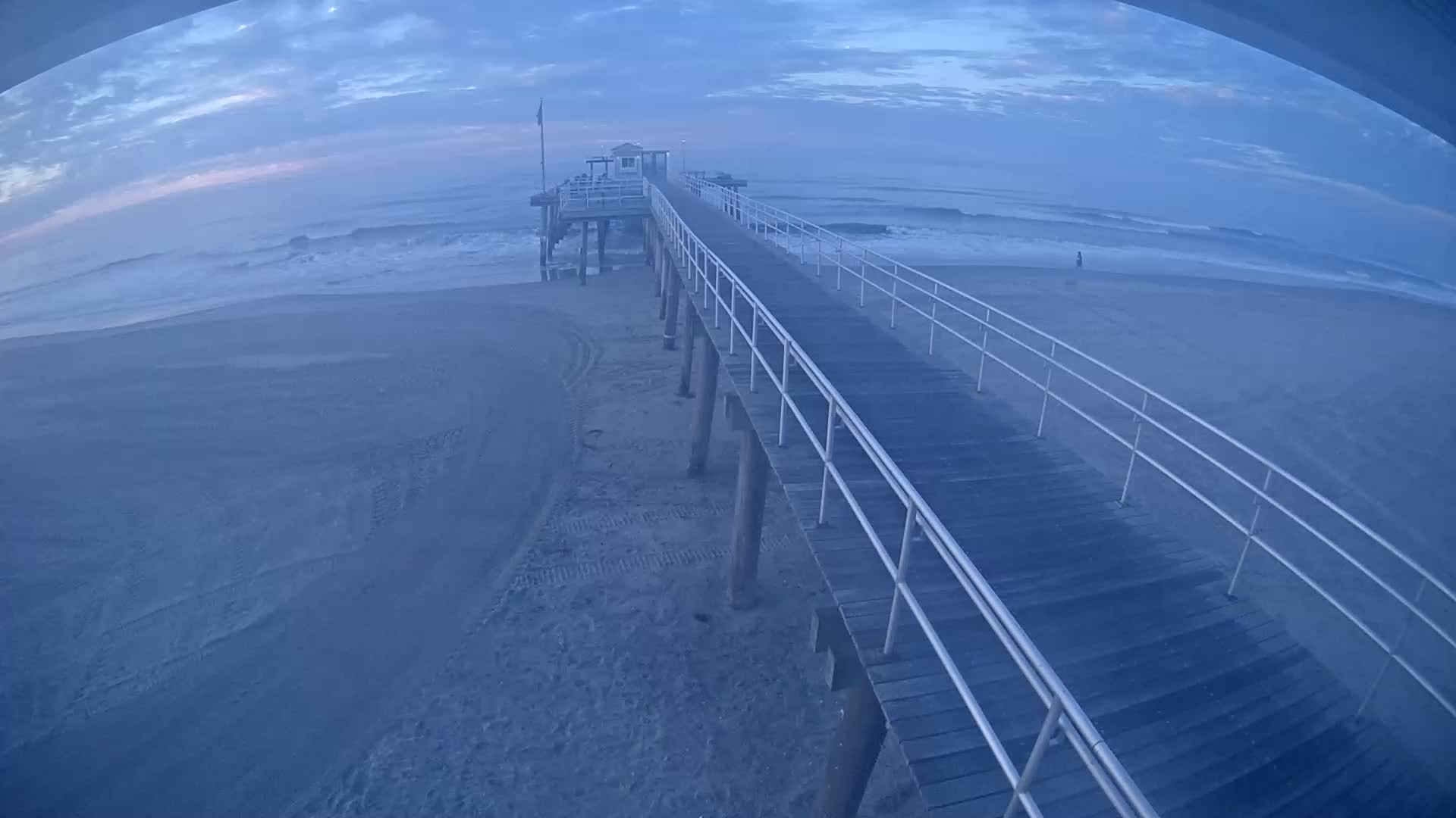 Ventnor City Fishing Pier Looking East
