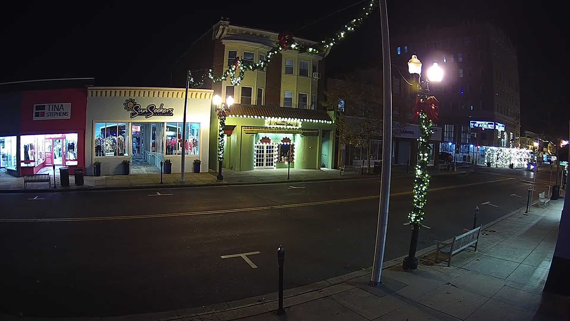 Wallace Hardware Looking South