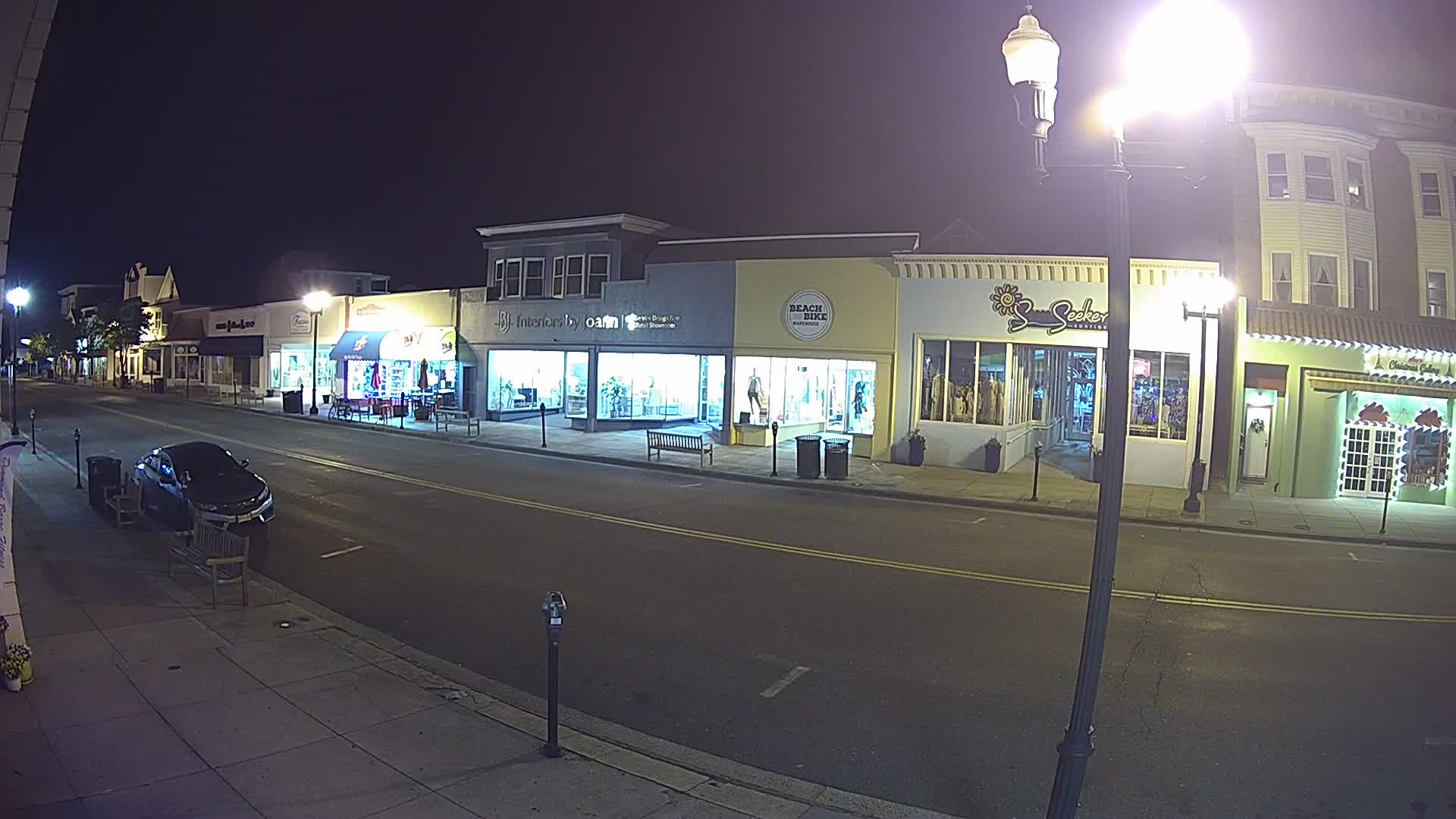 Wallace Hardware Looking North